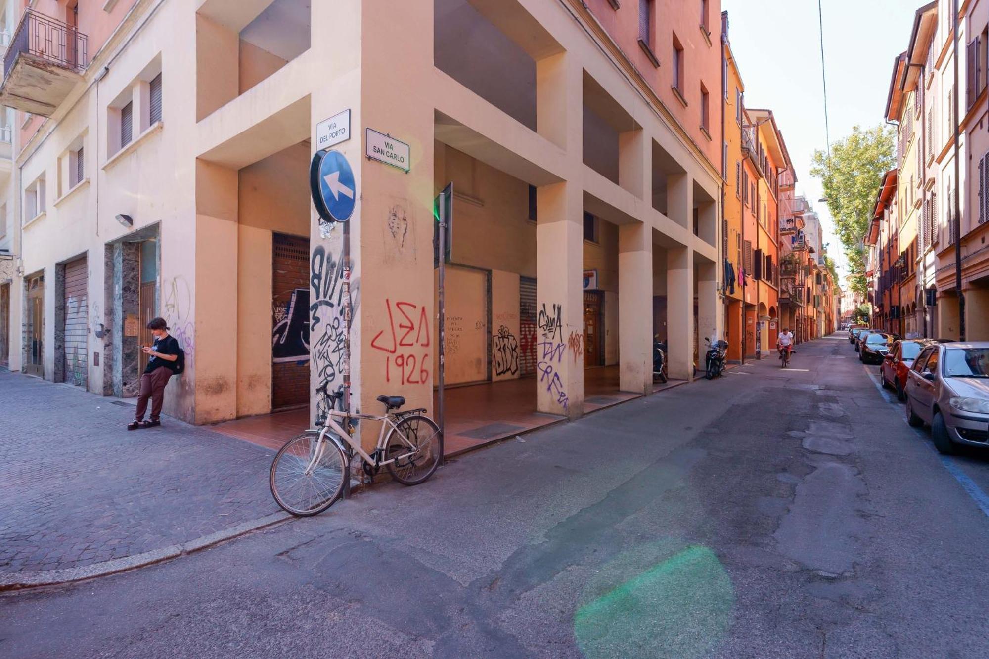 Teagarden Centro Storico Bolognaアパートメント エクステリア 写真